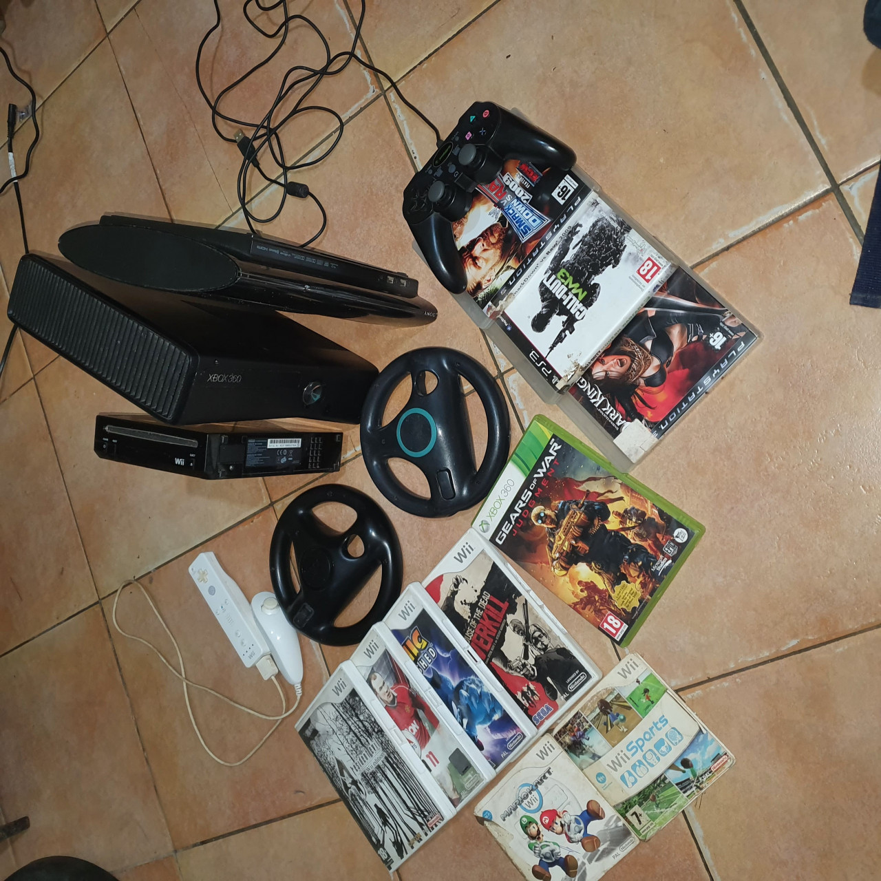 Xbox 360+ Ps3+Nintendo Wii Négociable., Jeux Vidéo - Consoles, Conakry