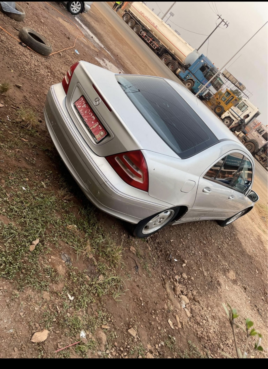 Mercedes élégance essence, Autres Véhicules, Conakry