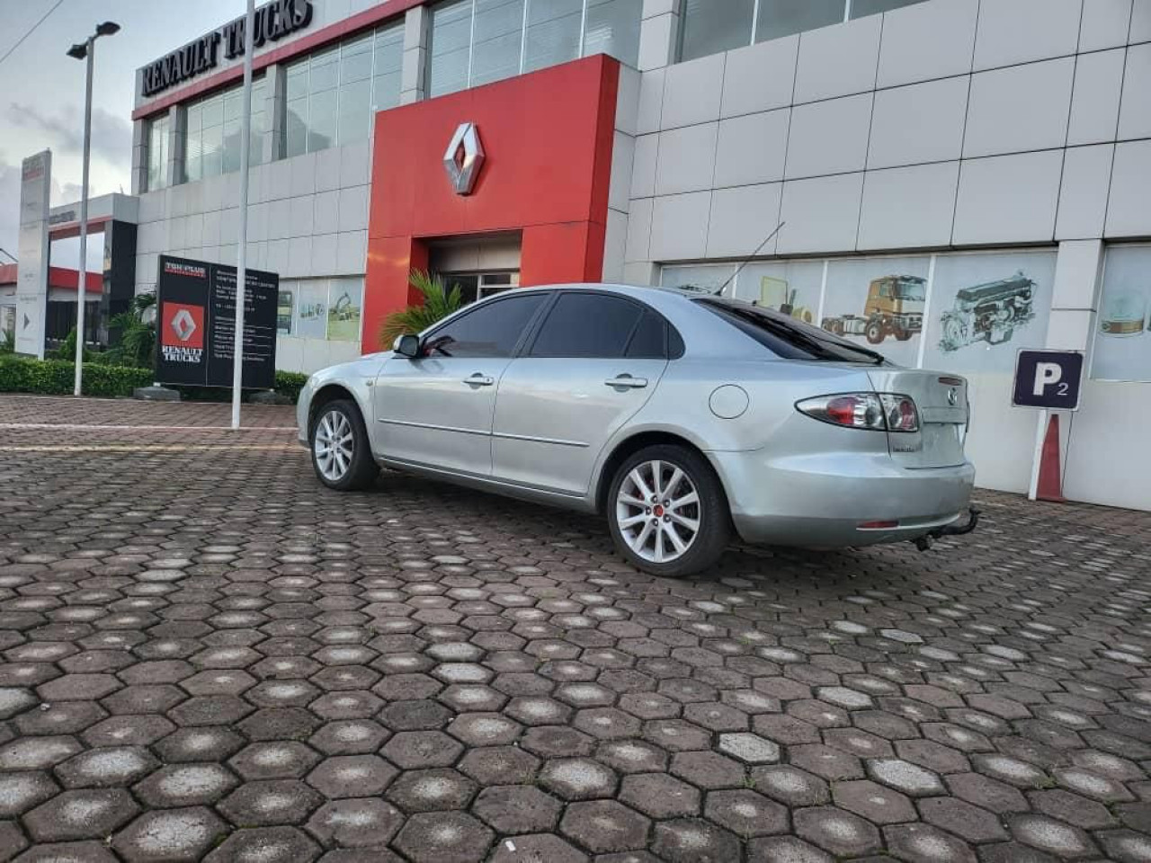 Mazda 6, Voitures, Conakry