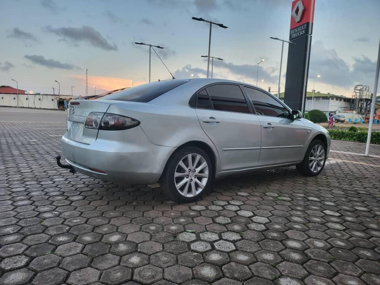 Mazda 6, Voitures, Conakry