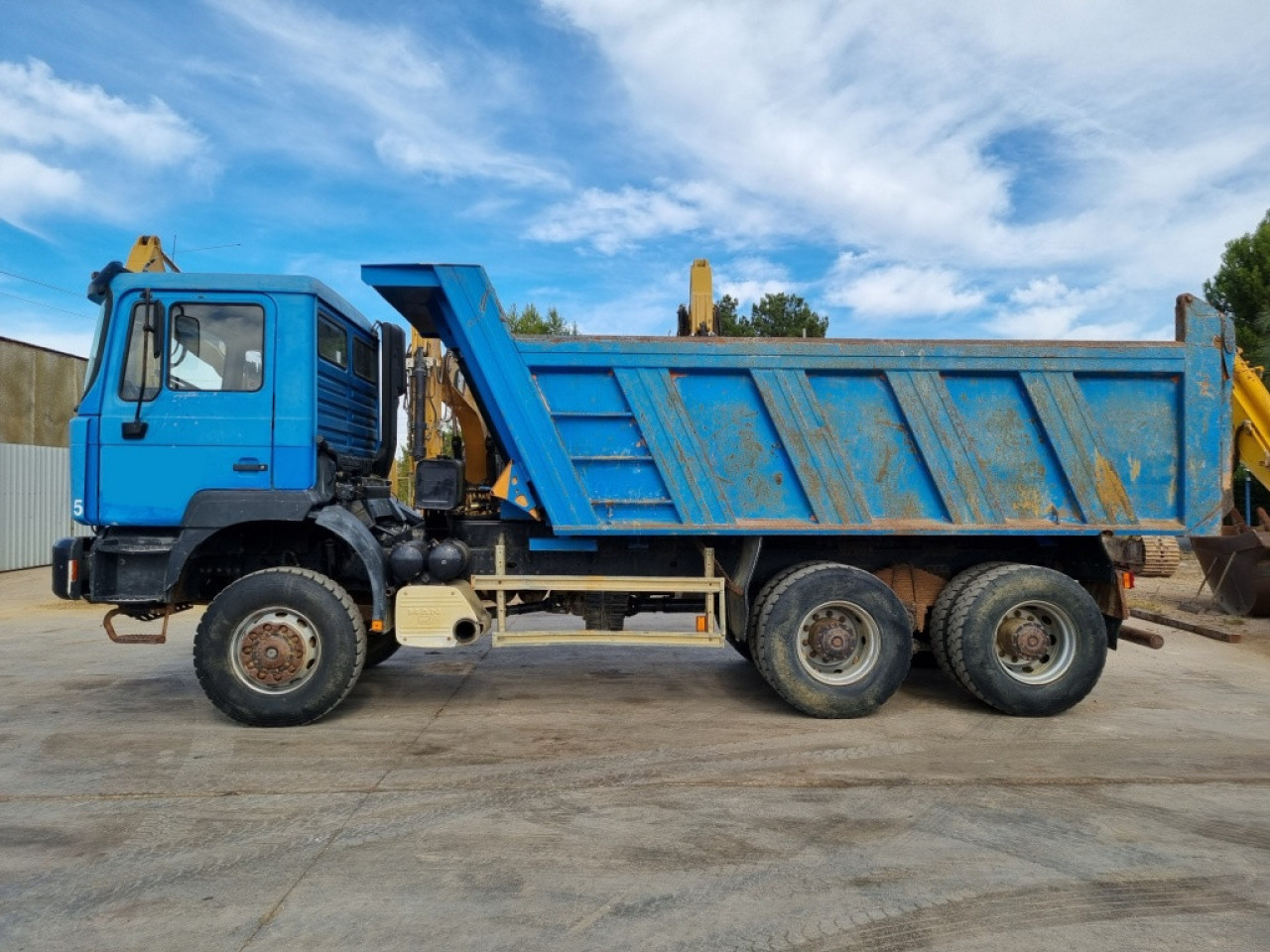 Camions MAN 33.364, Camions - Autobus, Conakry