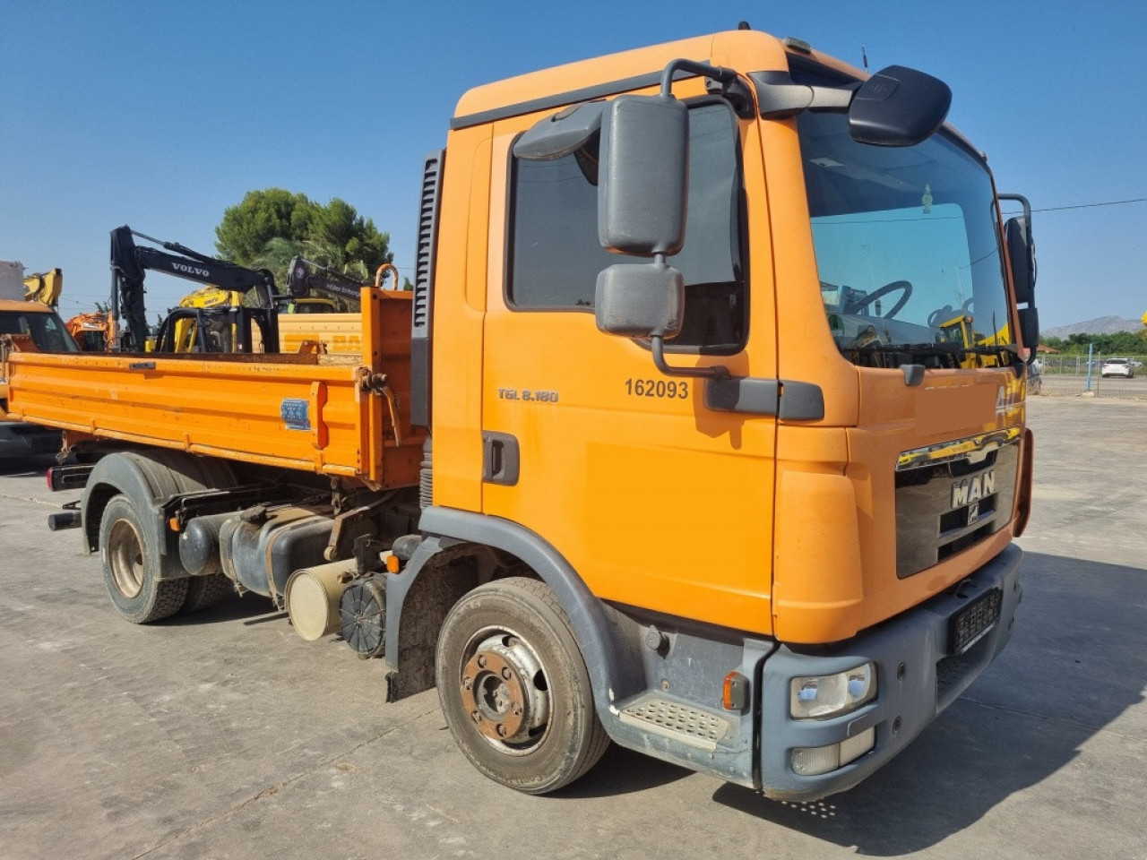 Man 8n, Camions - Autobus, Conakry