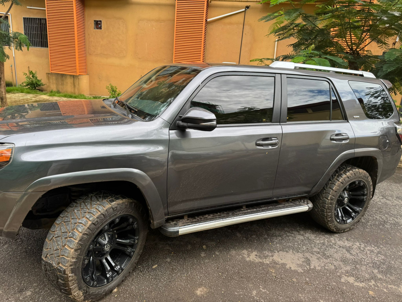 Toyota 4runner, Voitures, Conakry