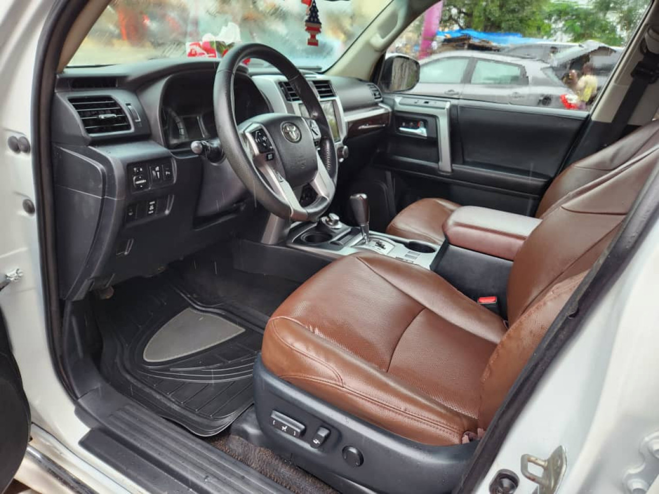 Toyota 4runner, Voitures, Conakry