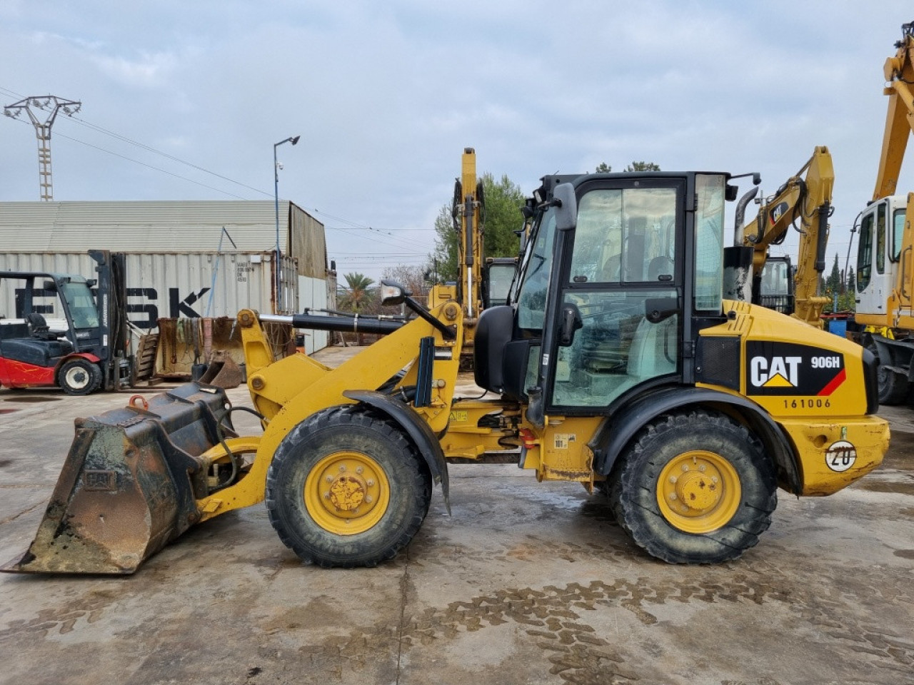 CATERPILLAR 906H, Autres Véhicules, Conakry