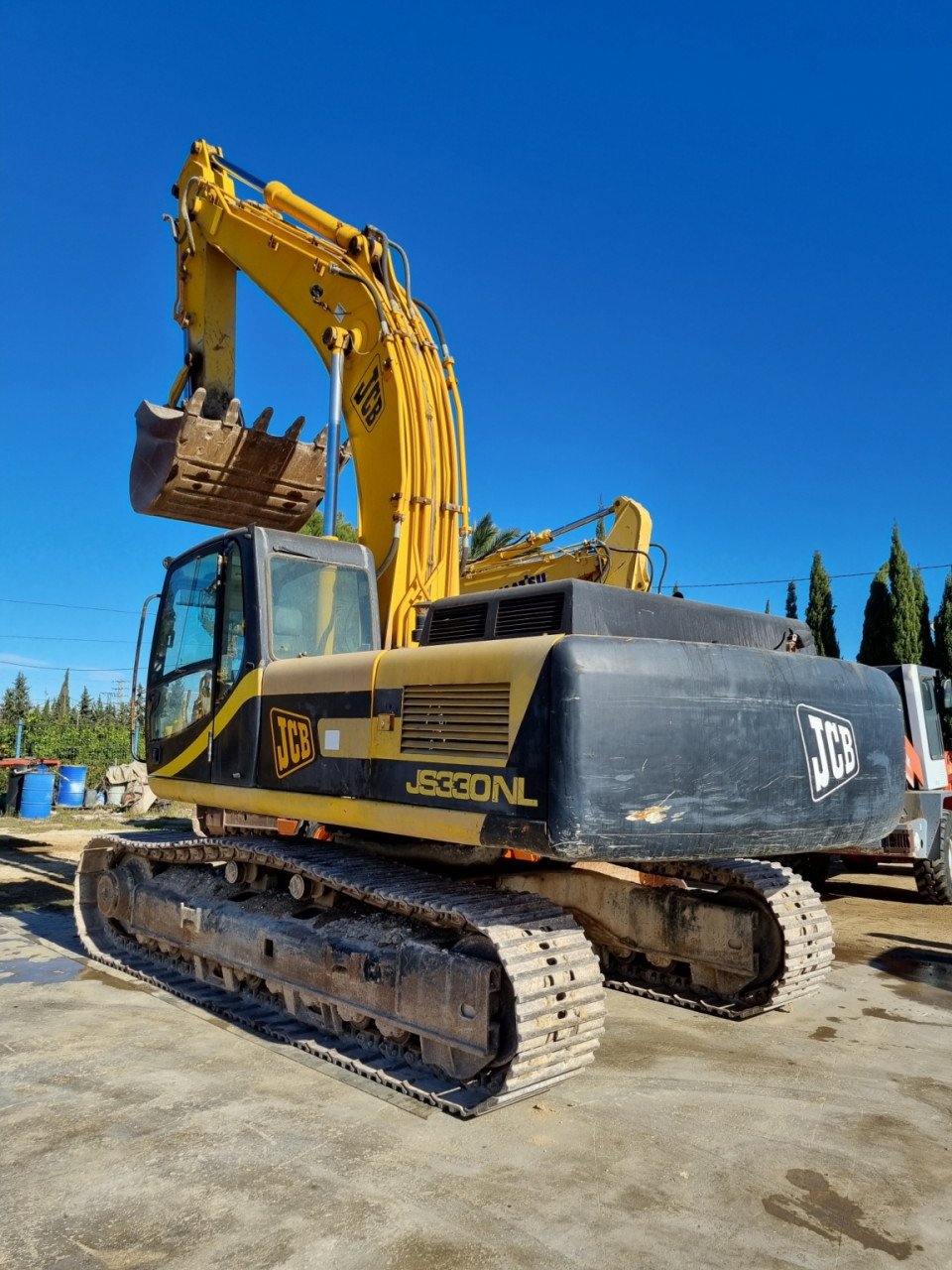 JCB JS330NL, Autres Véhicules, Conakry