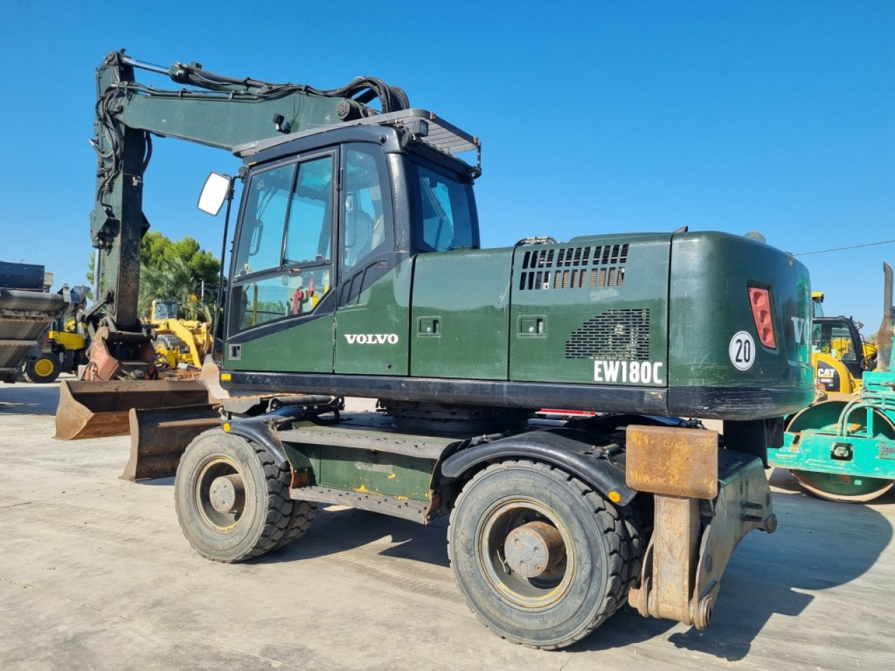 VOLVOEW180C, Autres Véhicules, Conakry