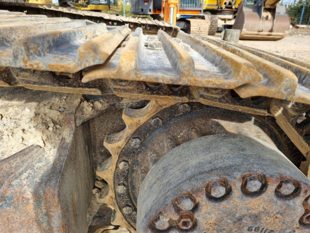 KOMATSU PC240NLC-8, Autres Véhicules, Conakry