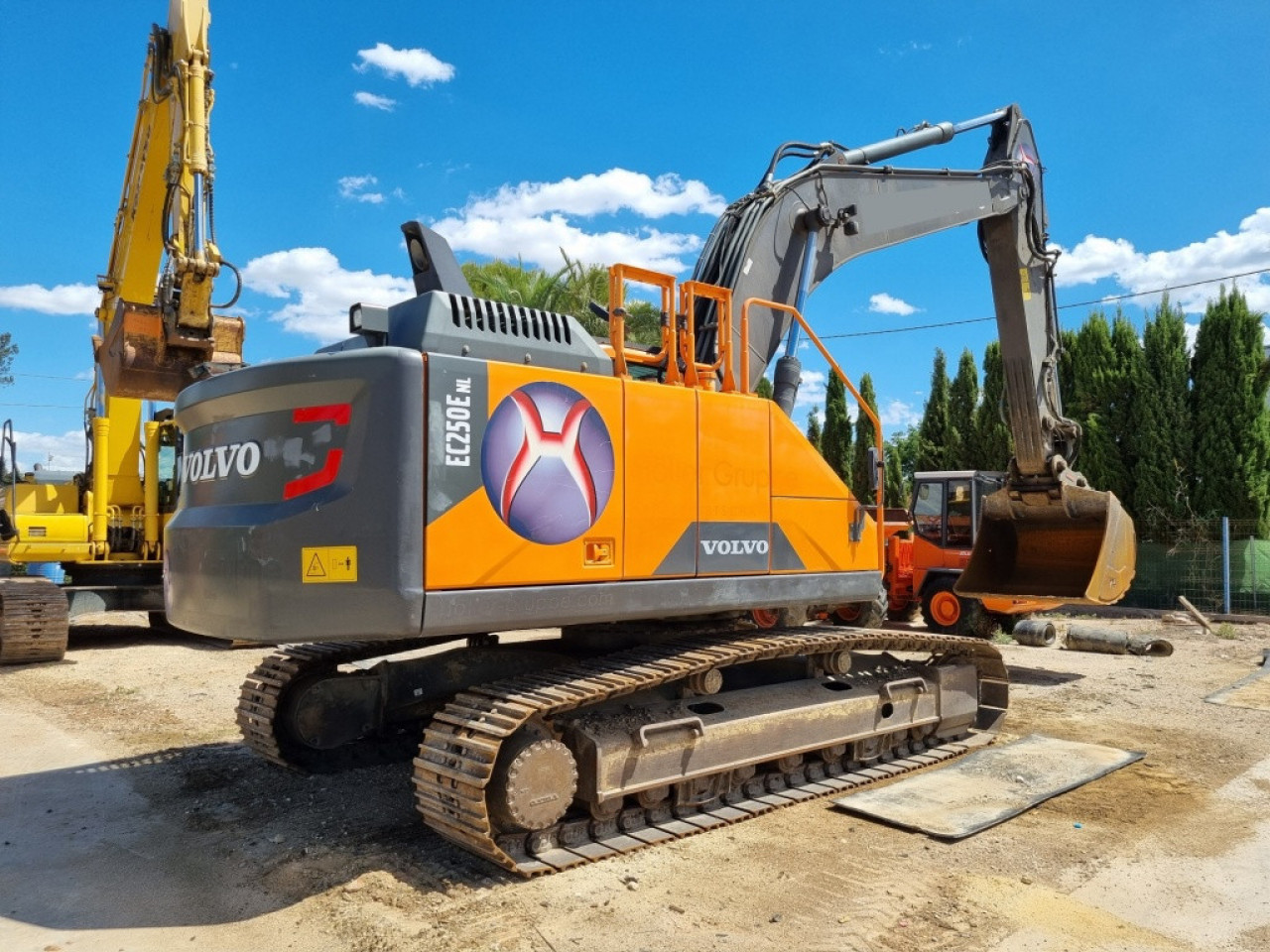 VOLVO EC 250 ENL, Autres Véhicules, Conakry