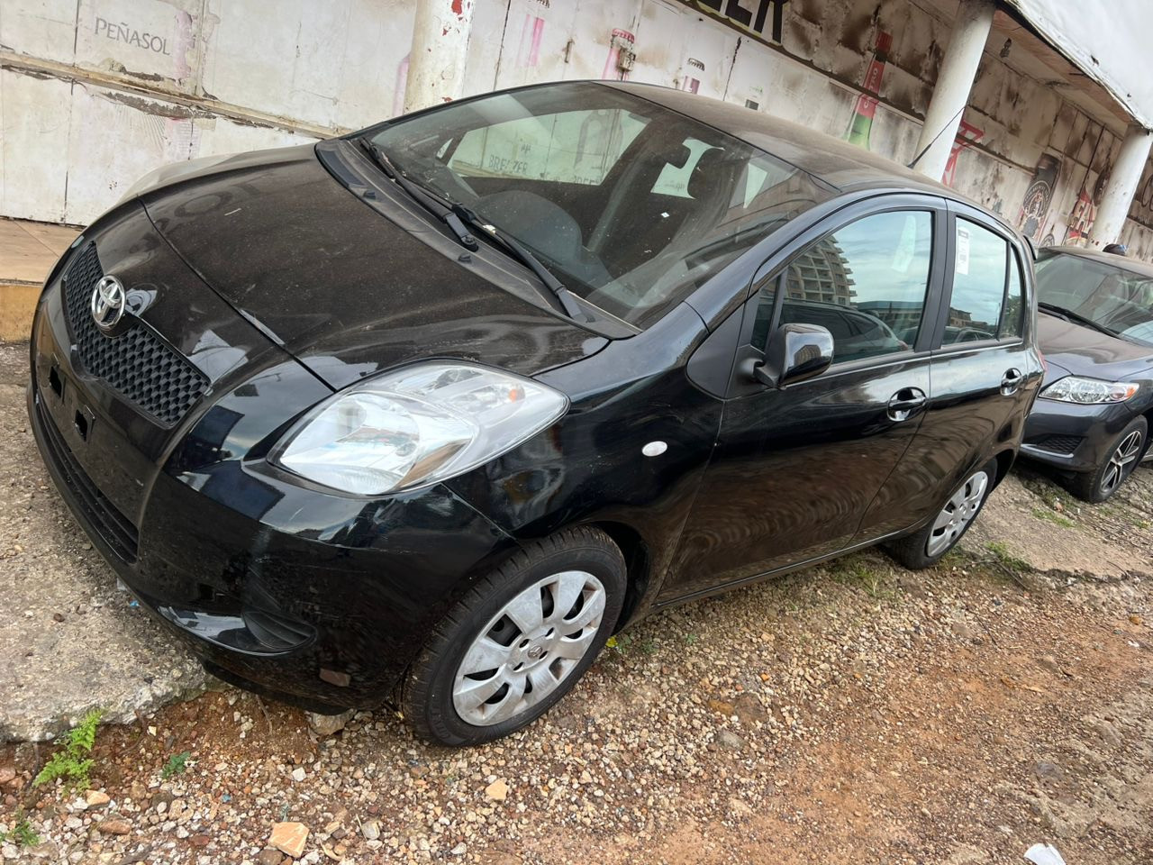 TOYOTA YARIS, Voitures, Conakry