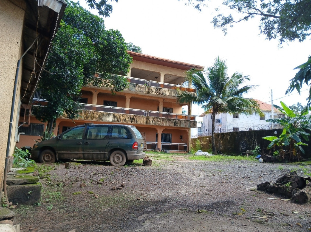 Domaine a vendre à kipé, Maisons, Conakry