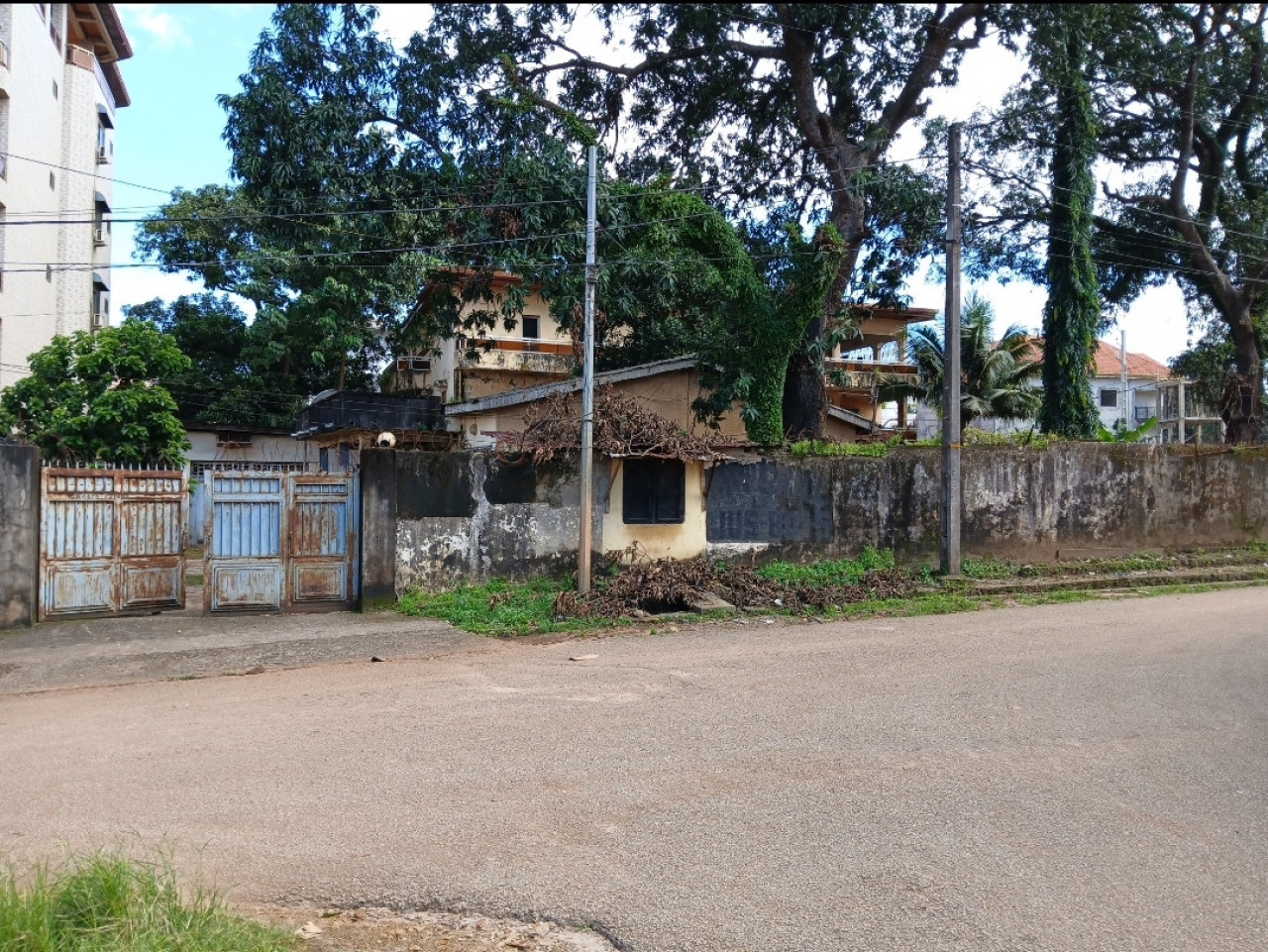 Domaine a vendre à kipé, Maisons, Conakry