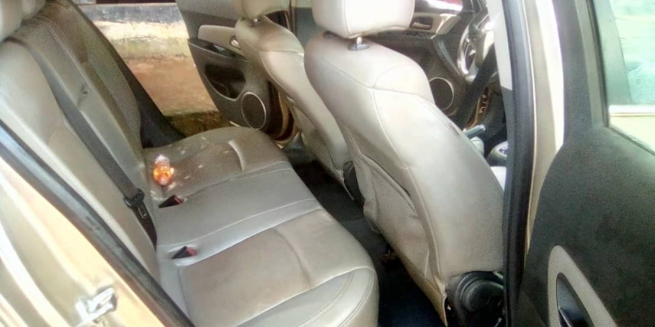 CHEVROLET CRUIZE, Voitures, Conakry