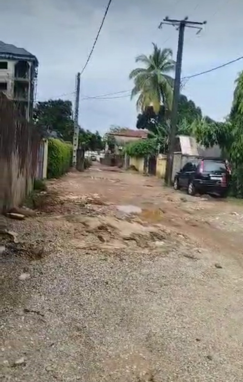 Urgent R+ 2 à la minière, Autres Immobiliers, Conakry