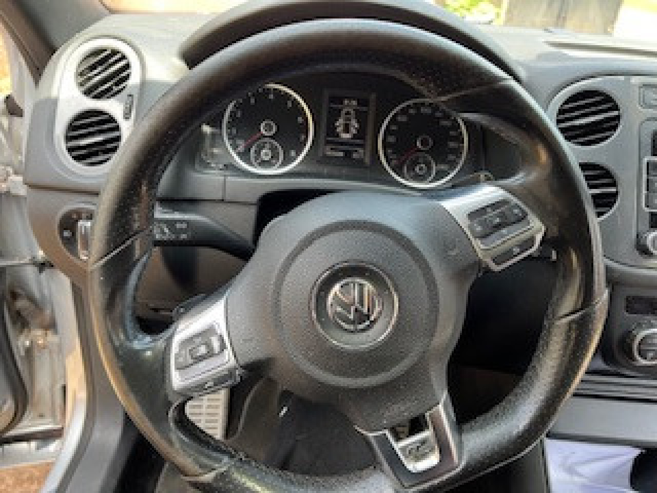 VOLKSWAGEN TIGUAN, Voitures, Conakry