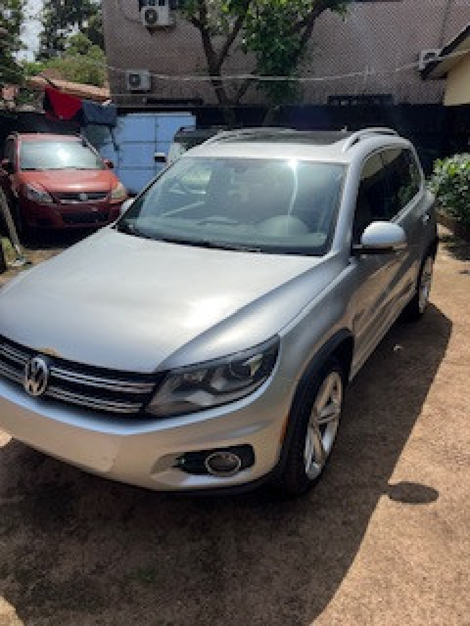 VOLKSWAGEN TIGUAN, Voitures, Conakry