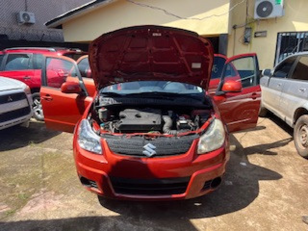 Suzuki SX4, Voitures, Conakry