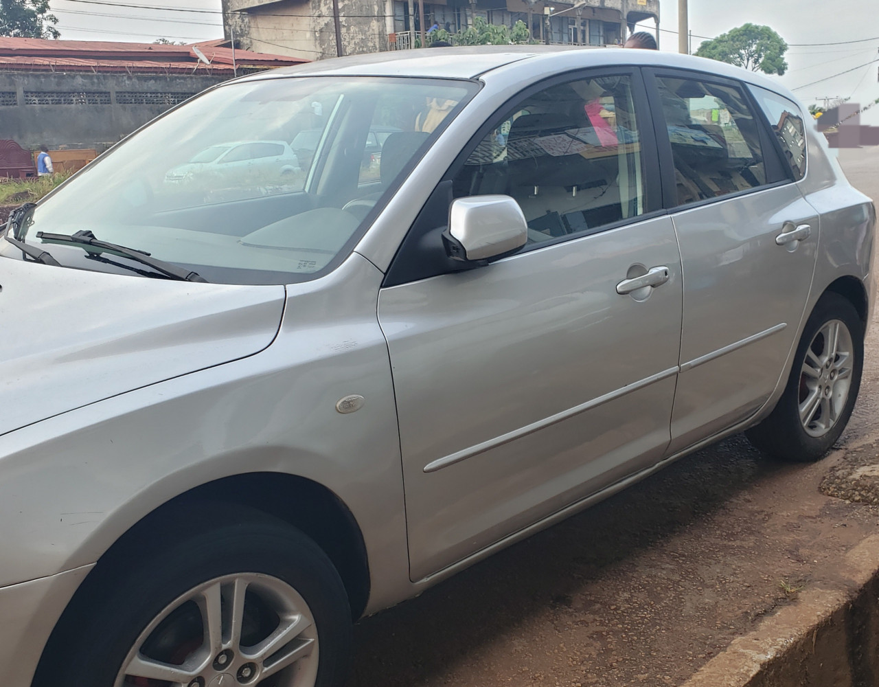 MAZDA 3, Voitures, Conakry