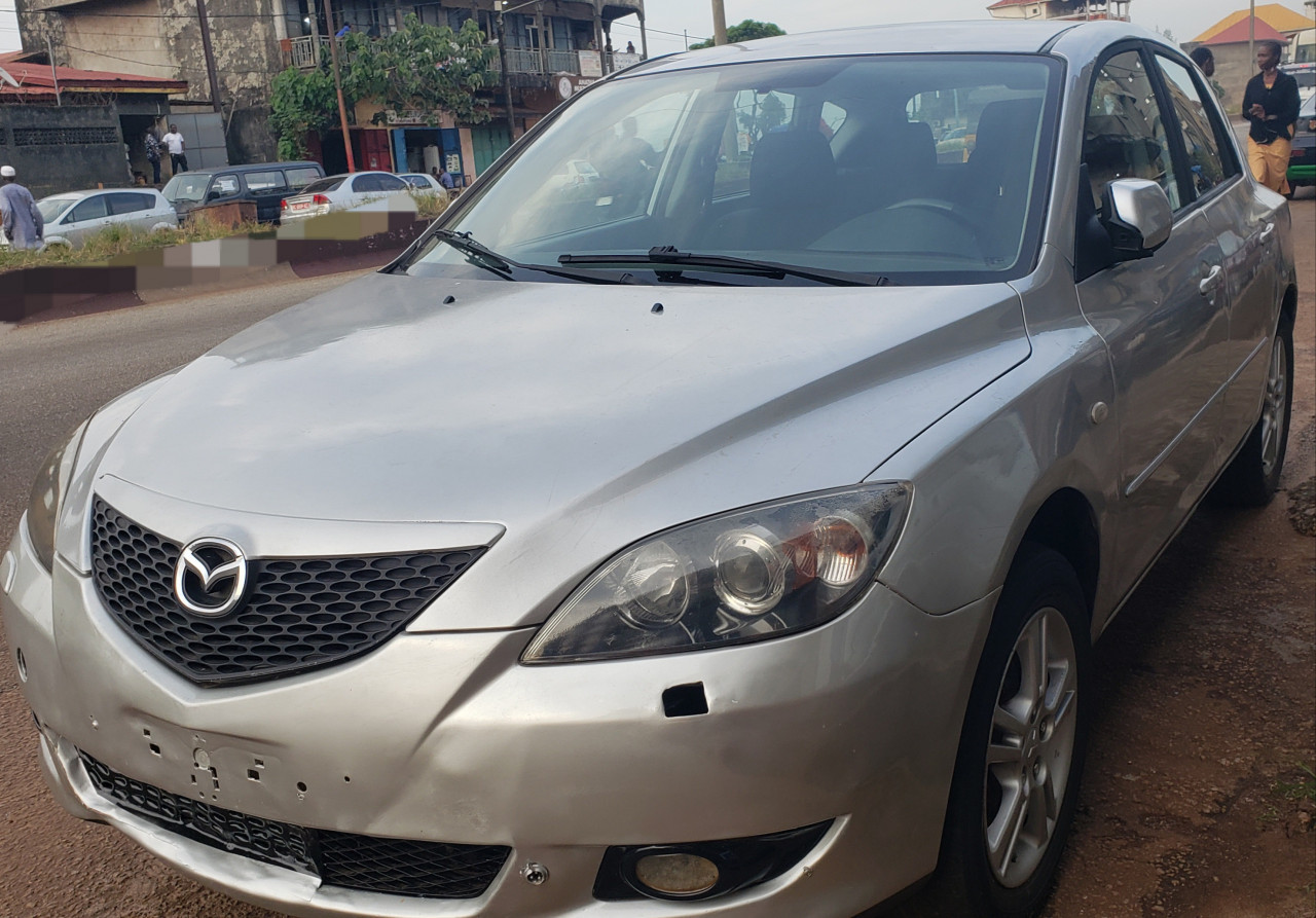 MAZDA 3, Voitures, Conakry