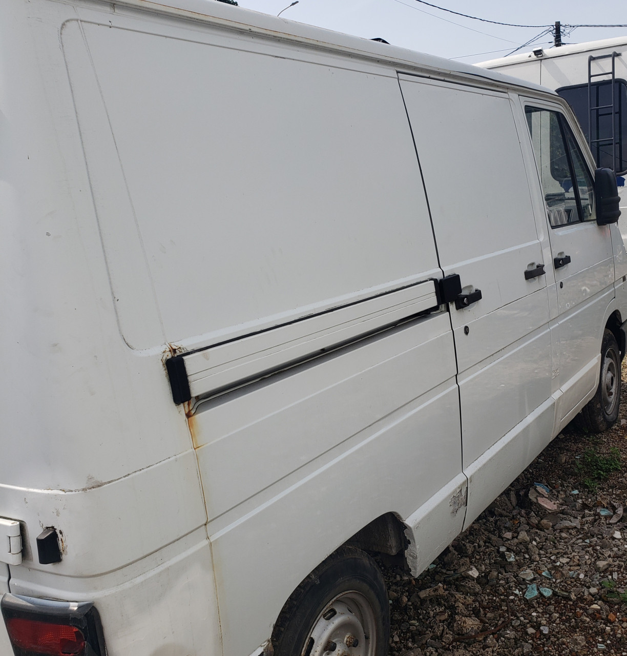 RENAULT TRAFIC, Voitures, Conakry