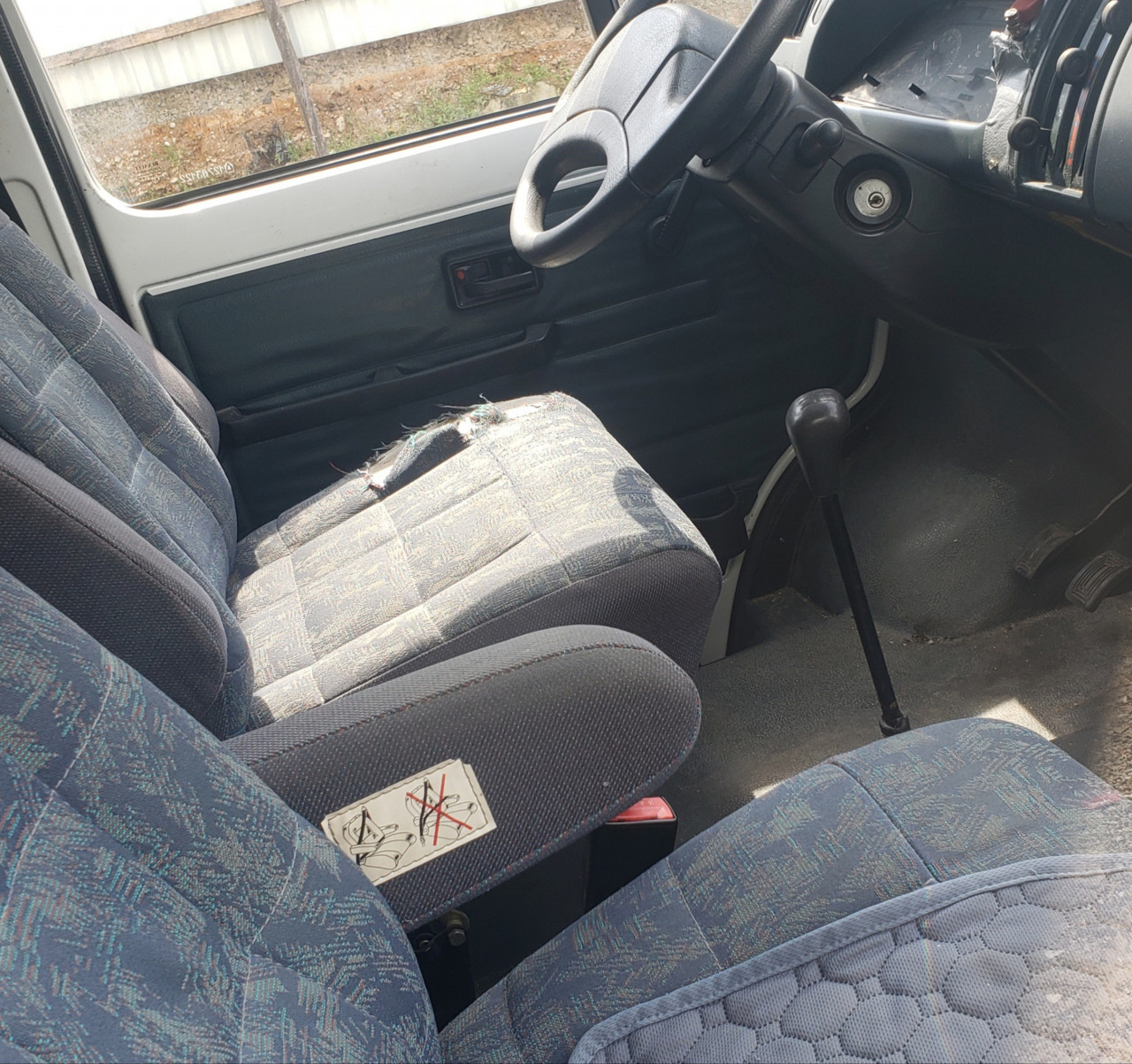 RENAULT TRAFIC, Voitures, Conakry