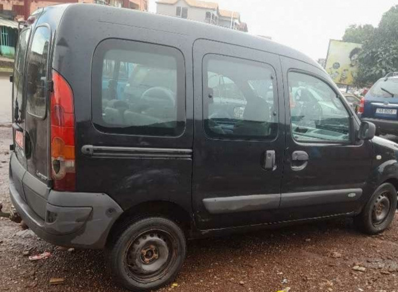 RENAULT KANGOO, Voitures, Conakry