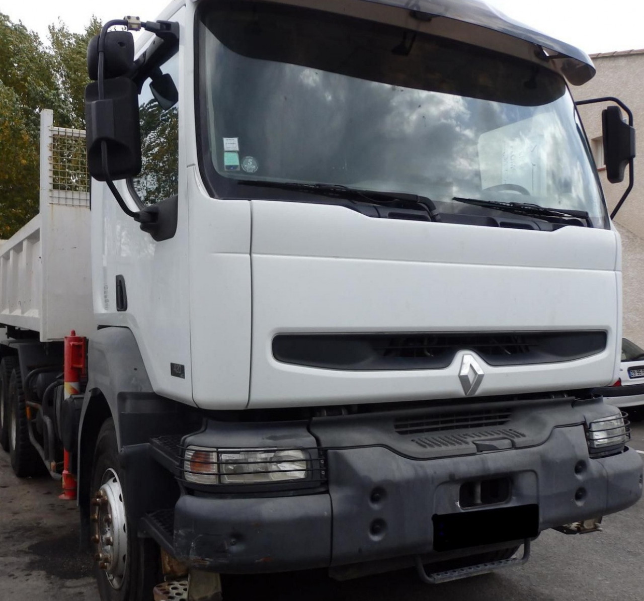 RENAULT KERAX, Camions - Autobus, Conakry