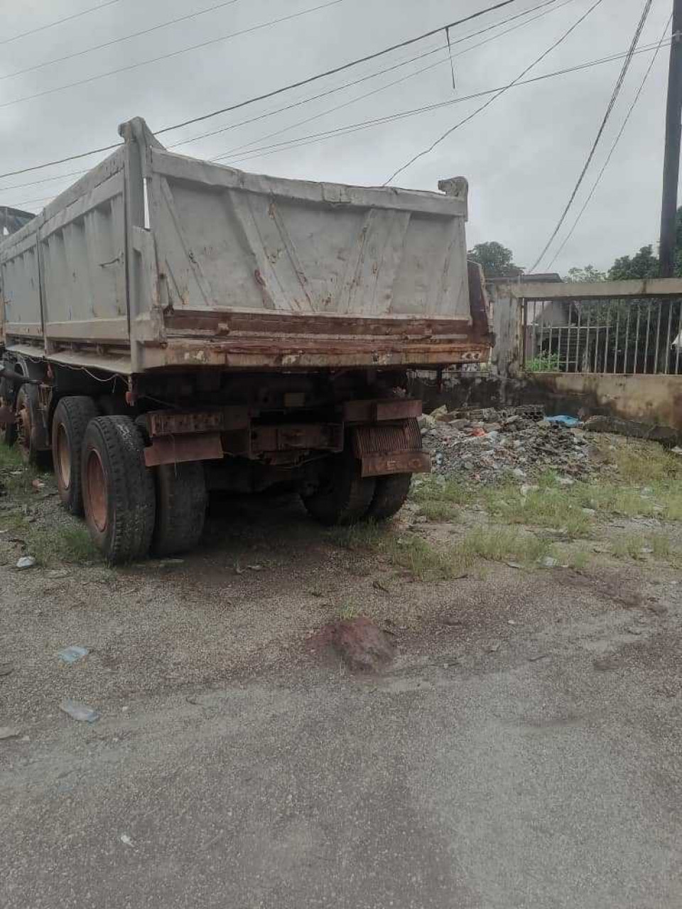 IVECO, Camions - Autobus, Conakry