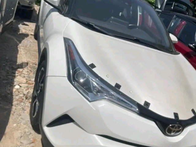 Toyota CHR, Voitures, Conakry