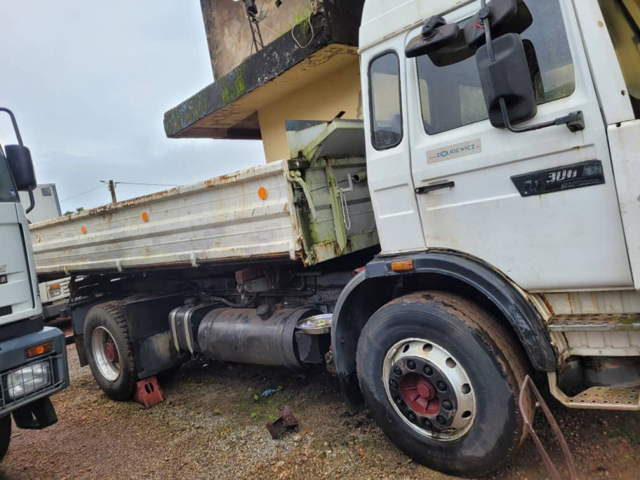 RENAULT G300, Camions - Autobus, Conakry