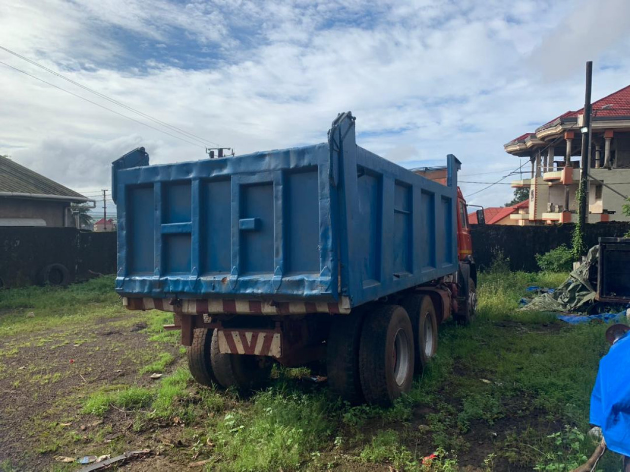 IVECO EUROTECH, Camions - Autobus, Conakry