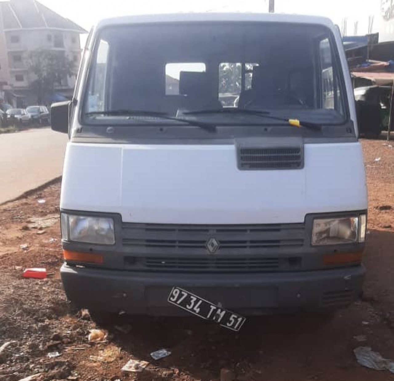 RENAULT TRAFIC, Voitures, Conakry