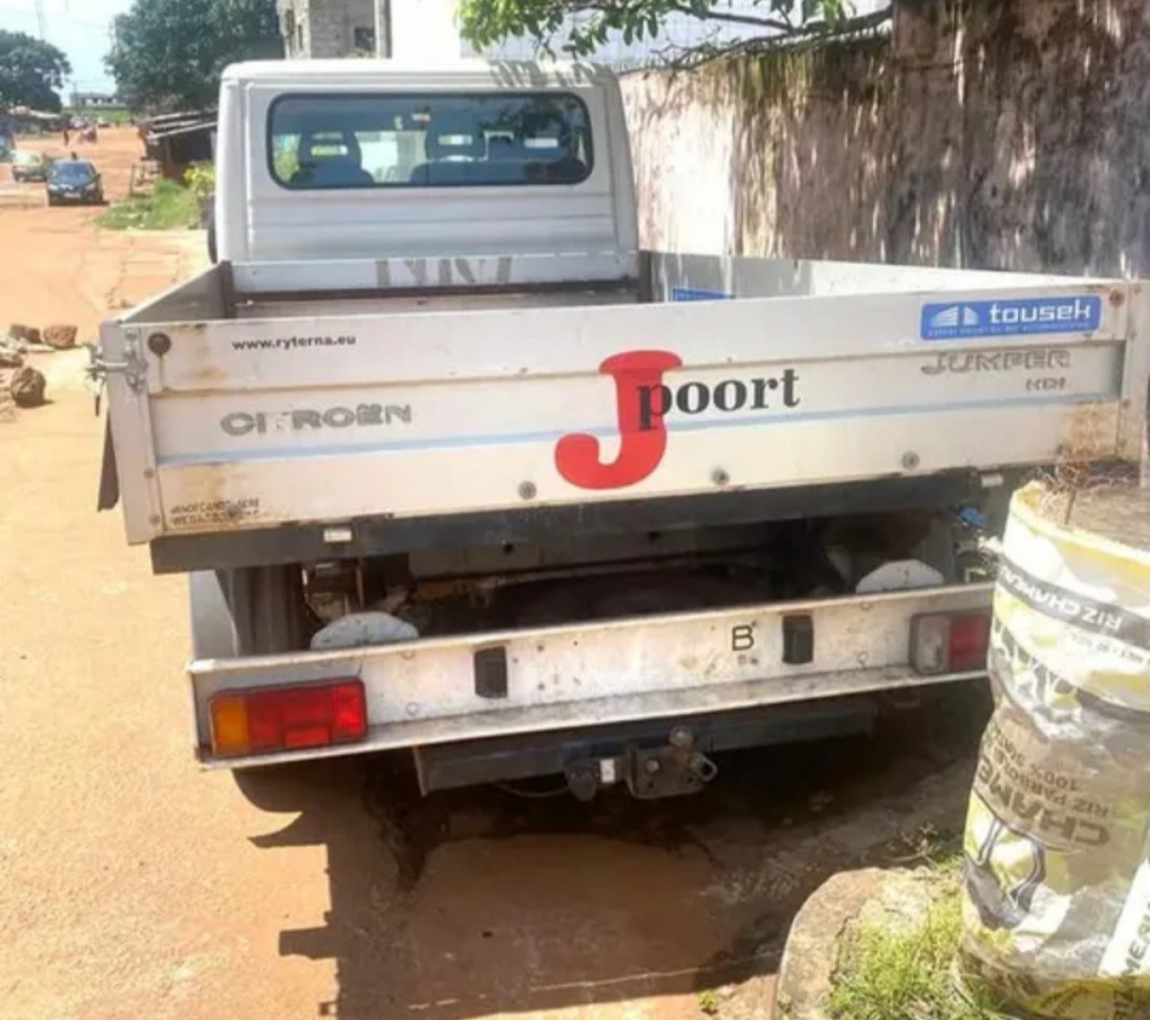 CITROËN JUMPER, Camions - Autobus, Conakry