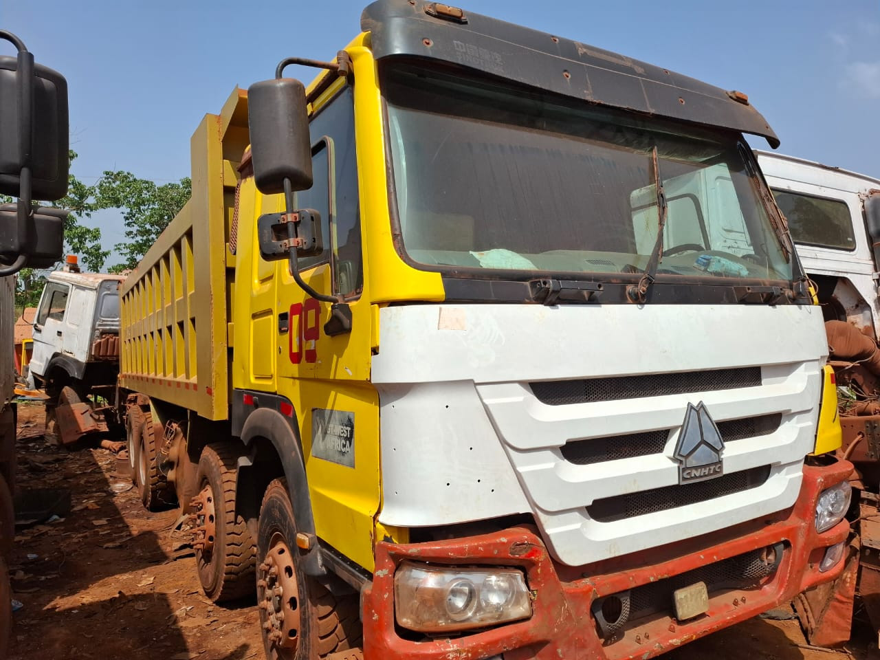 FOTON 12 ROUES, Camions - Autobus, Conakry