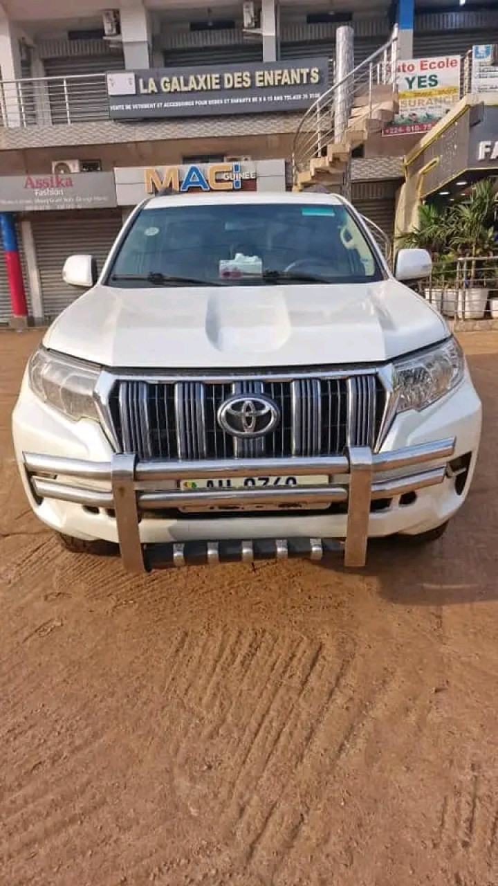 Toyota txl, Voitures, Conakry