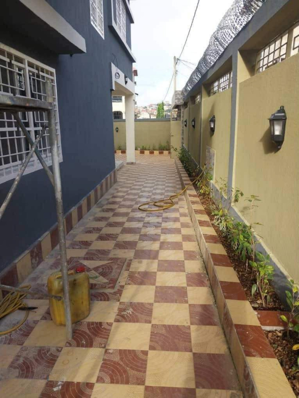 Une maison a vendre a lambayi, Maisons, Conakry