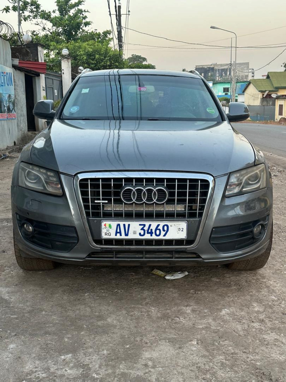 Audi Q5, Voitures, Conakry