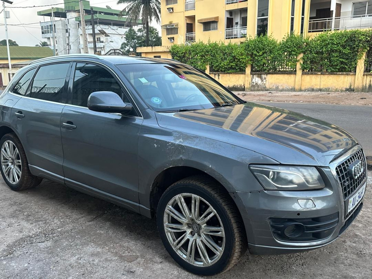 Audi Q5, Voitures, Conakry