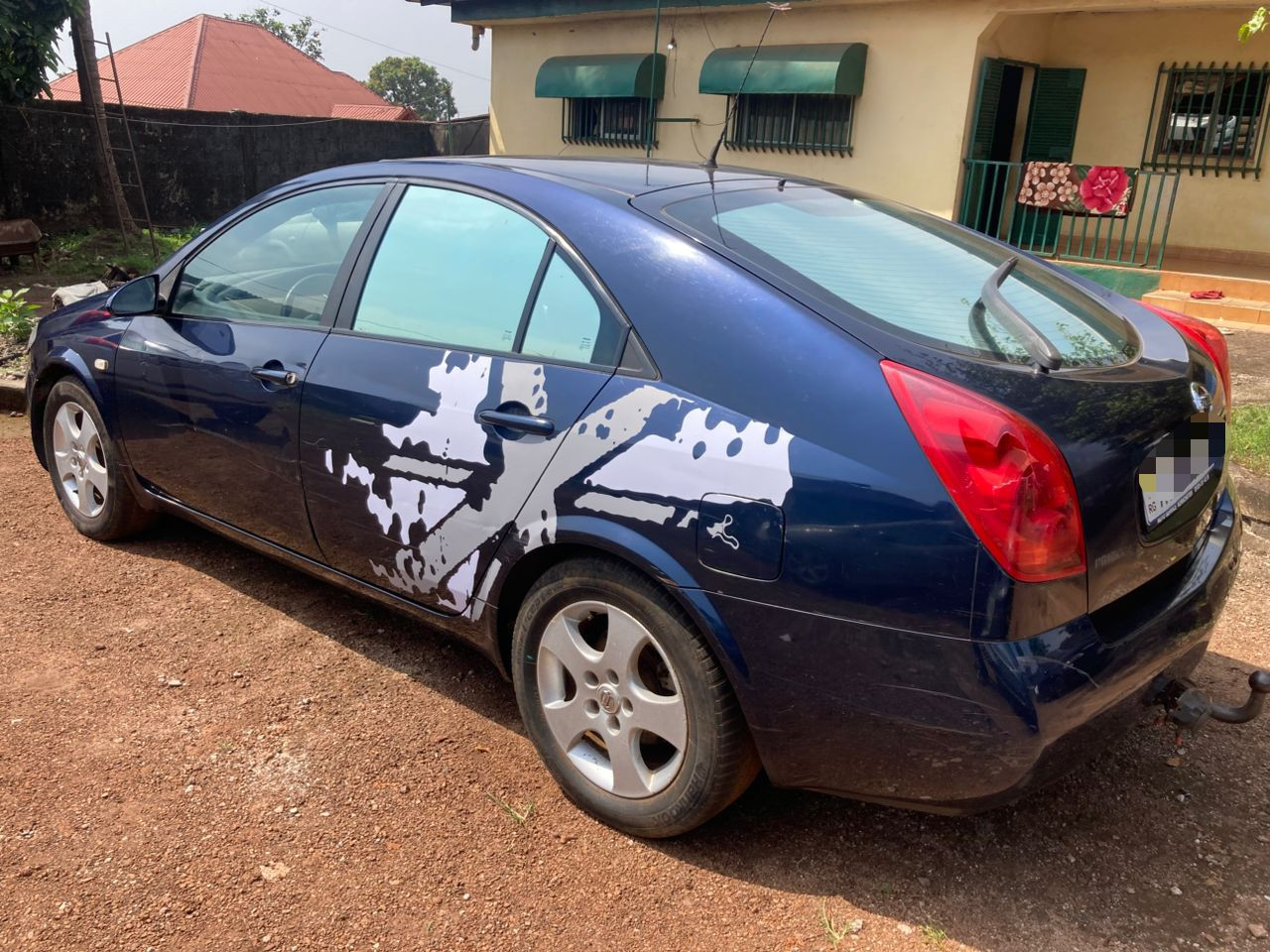 NISSAN PRIMERA ESSENCE ⛽️ AUTOMATIQUE PETIT MOTEUR CLIM, Voitures, Conakry