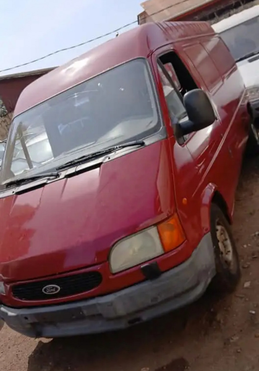 FORD TRANSIT VAN, Voitures, Conakry