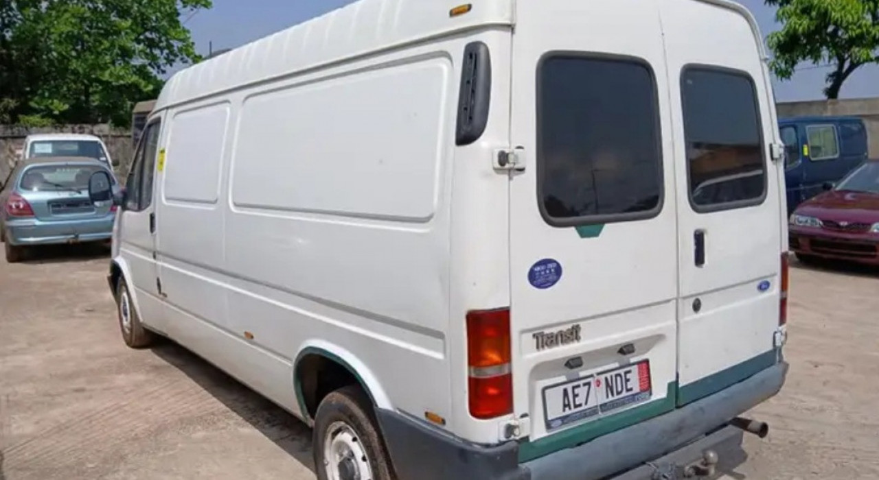 FORD TRANSIT, Autres Véhicules, Conakry