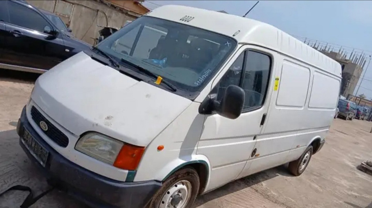 FORD TRANSIT, Autres Véhicules, Conakry