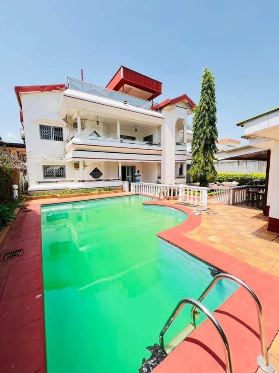 Un Duplex  en vente avec piscine à Nongo, Maisons, Conakry