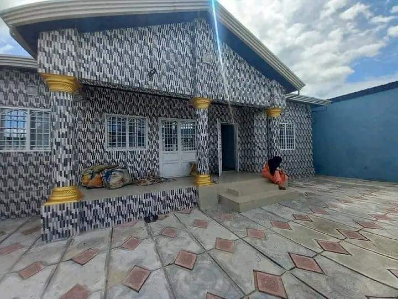 Une maison a vendre à Coyah, Maisons, Coyah