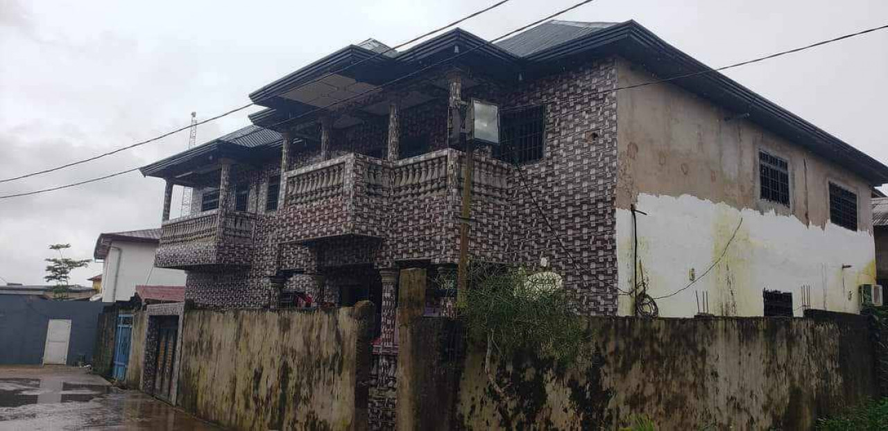 YATAYA FOSSIDET DUPLEX À VENDRE, Maisons, Conakry