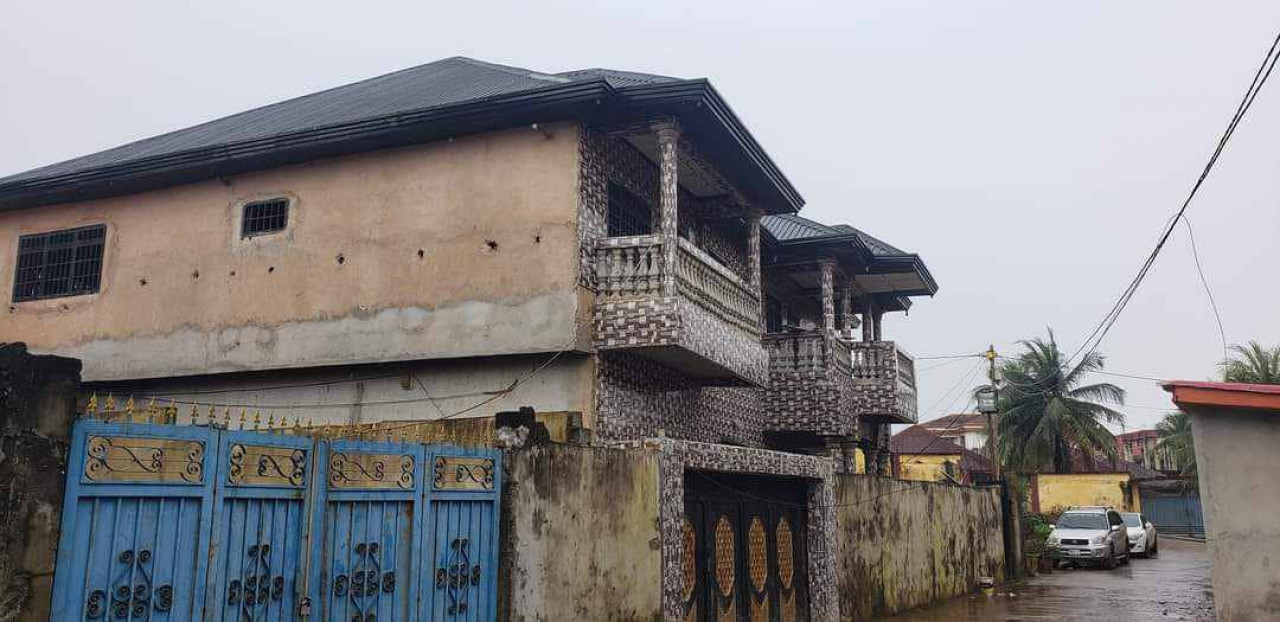 YATAYA FOSSIDET DUPLEX À VENDRE, Maisons, Conakry