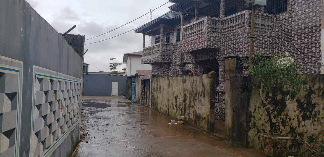 YATAYA FOSSIDET DUPLEX À VENDRE, Maisons, Conakry