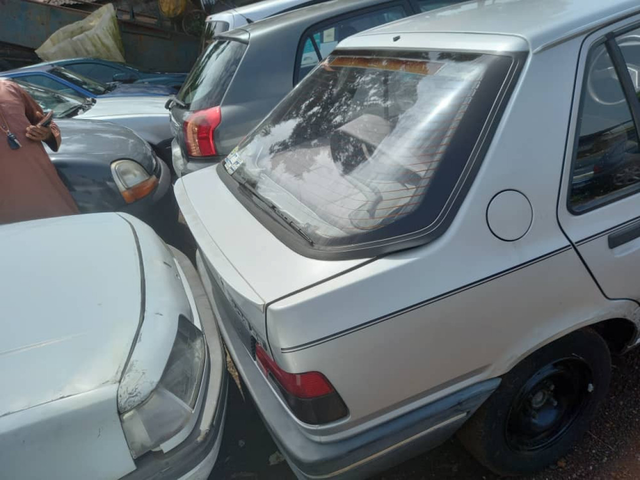 PEUGEOT 309, Voitures, Conakry