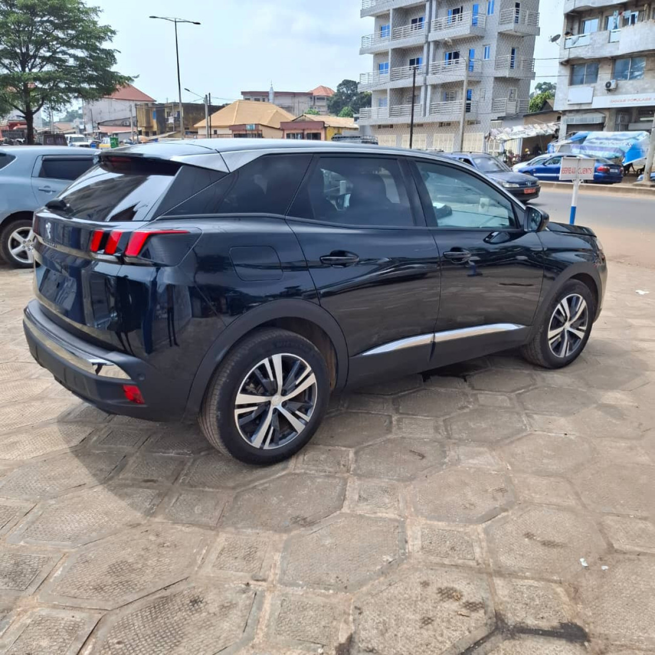 Peugeot 3008, Voitures, Conakry