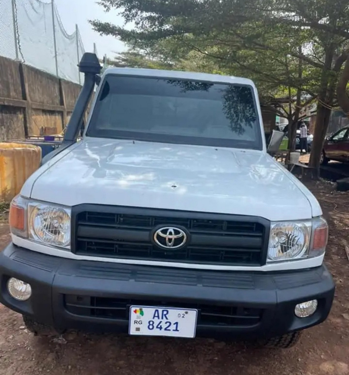 PICK-UP TOYOTA LAND CRUISER, Voitures, Conakry